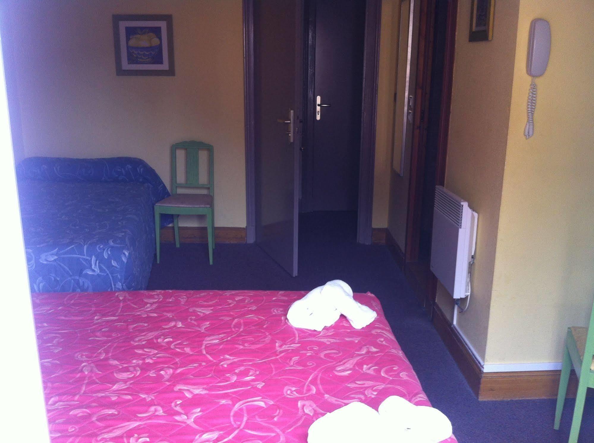 A La Croix De Malte Hotel 2*